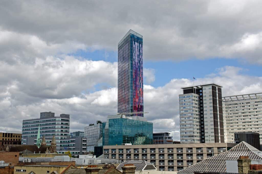 Saffron Tower in Croydon; in the concept of moving to Croydon